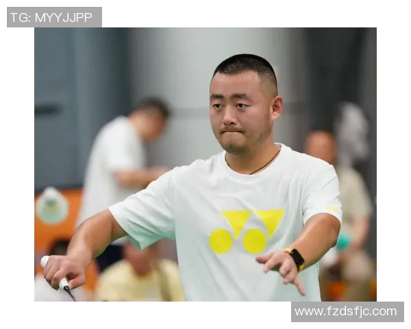 南京羽毛球队进攻战术解析与深度剖析羽毛球竞技的魅力与挑战 南京羽毛球队进攻战术解析与深度剖析羽毛球竞技的魅力与挑战